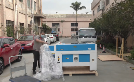 How to Safely Unpack Your Thunder Laser Nova Crate