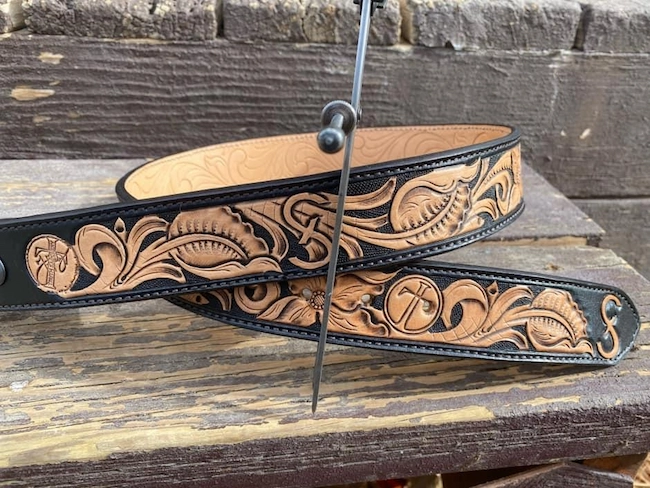 laser engraving leather belt